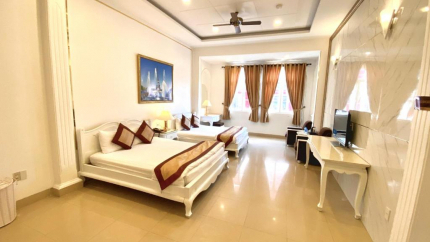 Phòng Executive Quadruple Tulip Hotel 1 Đà Lạt