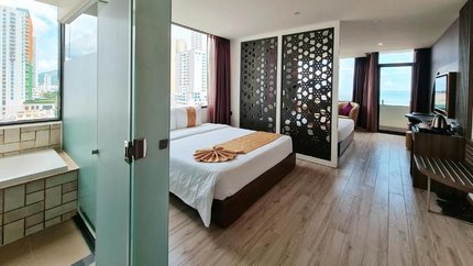 Phognf Family Suite Partial Sea View