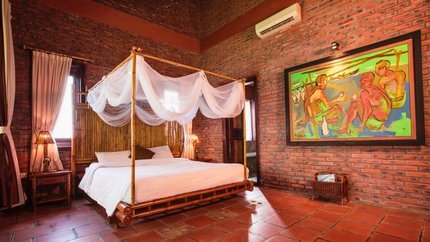 Phòng mang một tông màu ấm cúng