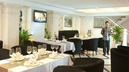 Nhà hàng trong khách sạn