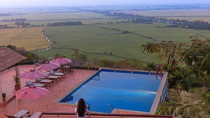 Bể bơi ngoài trời