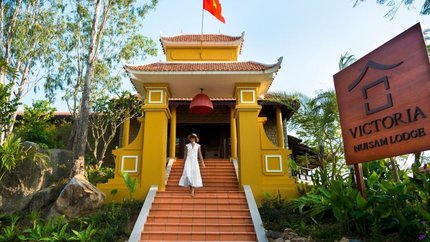 Không gian bên ngoài Victoria Núi Sam (1)