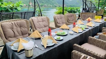 Nhà hàng ngoài trời