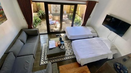 Phòng khách đầy đủ tiện nghi