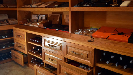 Hầm rượu Việt Four Seasons Hotel