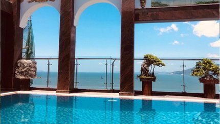 Hồ Bơi Khách Sạn