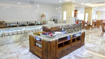 Nhà Hàng Sang Trọng