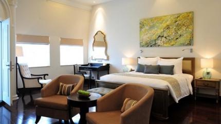 Sanctuary River Room