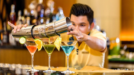 Lobby Bar VinOasis Phú Quốc