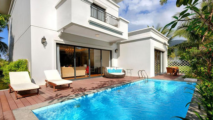 Bể bơi riêng tư ngay tại villa