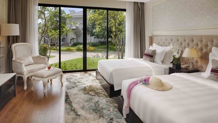 Phòng ngủ giường đơn view hướng vườn