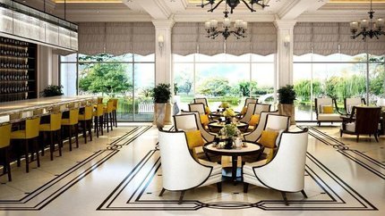 Triton Bar nằm tại sảnh resort