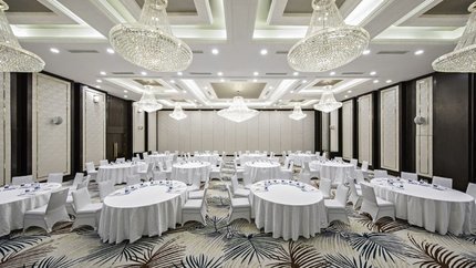Không gian tổ chức tiệc rộng lớn