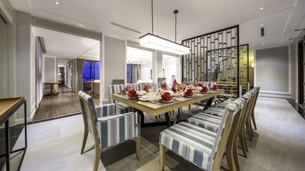 Phòng ăn siêu rộng của Villa 5 Bedroom