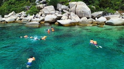 Bãi biển xanh ngắt