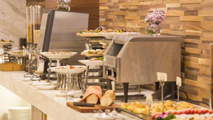 Nhà Hàng Winsuites 4*