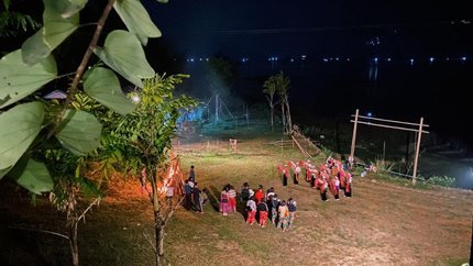 Trải nghiệm đốt lửa trại