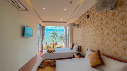 Phòng Deluxe Seaview 2 Bed