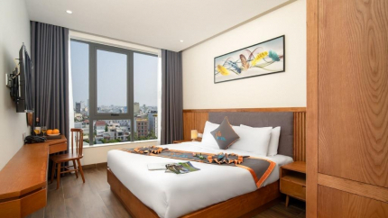Phòng Deluxe Triple City View tại Yes Hotel Đà Nẵng