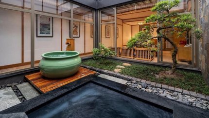 Không gian bên ngoài hạng phòng