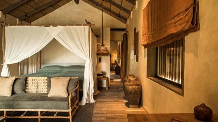 Tiện nghi đầy đủ, có cửa sổ