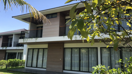 Villa 4-Bedroom Garden