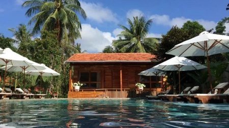 Phòng Bungalow Poolside