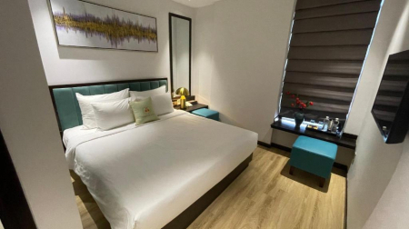 Standard King Room