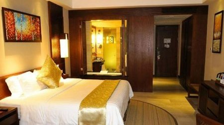 Phòng Hướng Phố