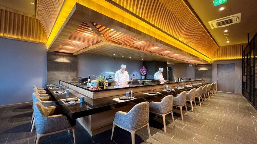 Nhà hàng Sushi Tamahime với không gian bếp mở
