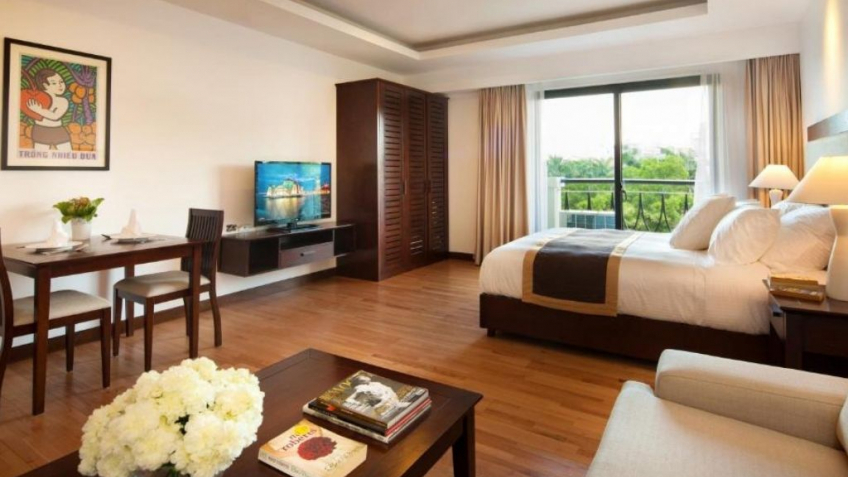 Phòng Three - Bedroom tại khách sạn Elegant Suites Westlake Serviced Residences 5 sao