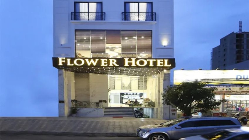 flower-hotel-da-nang-63eef2a2bbf20.jpg