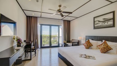 Deluxe Balcony With City View