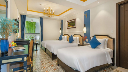 Deluxe Triple Pool View Room