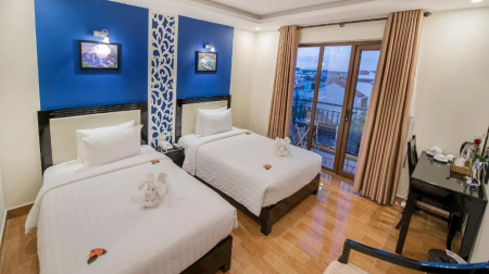 Phòng Superior Double/Twin with Balcony