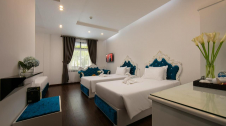 Ancient Double/Twin (Window/City or Pool View)