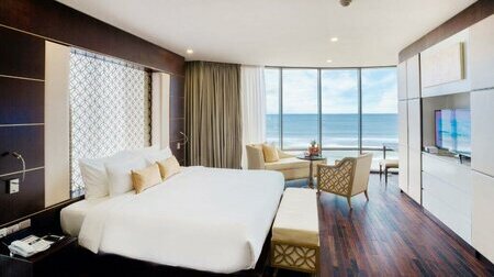Premier Suite Beachfront