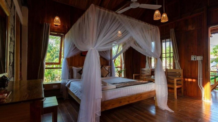 Phòng Giường Đôi Nhìn Ra Vườn