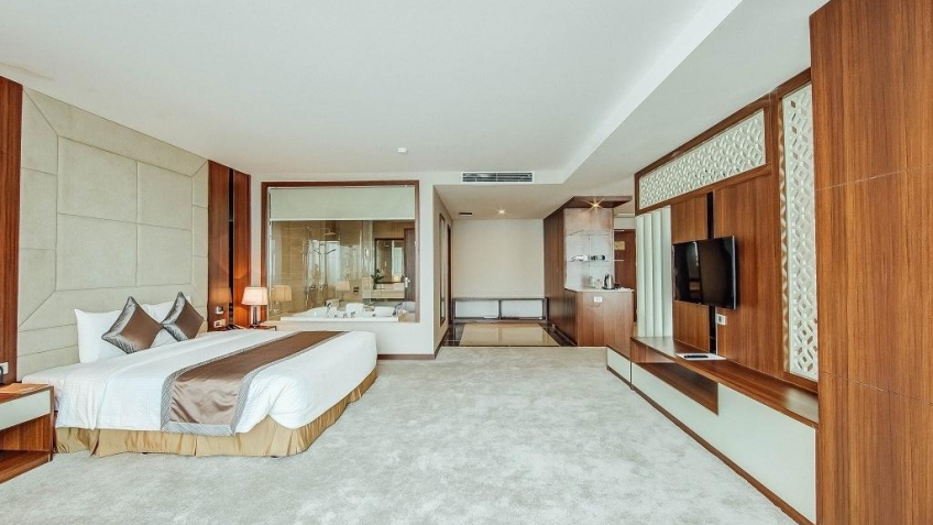 Phòng Deluxe Triple tại Mường Thanh Luxury Bắc Ninh