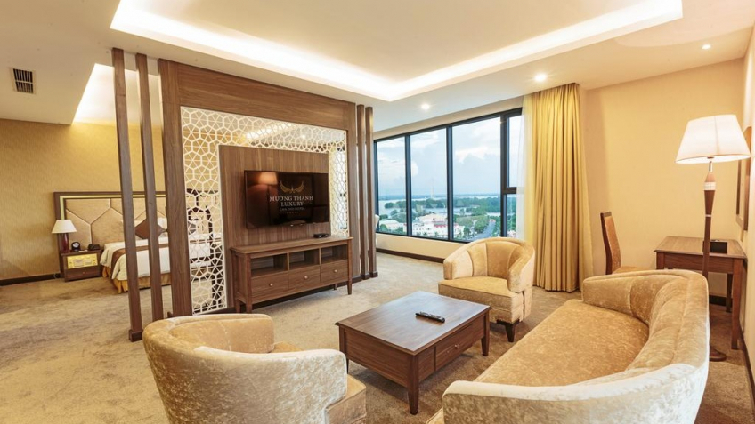 Phòng Royal Suite Khách sạn Mường Thanh Luxury Cần Thơ