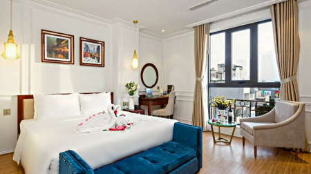 Deluxe King Suite