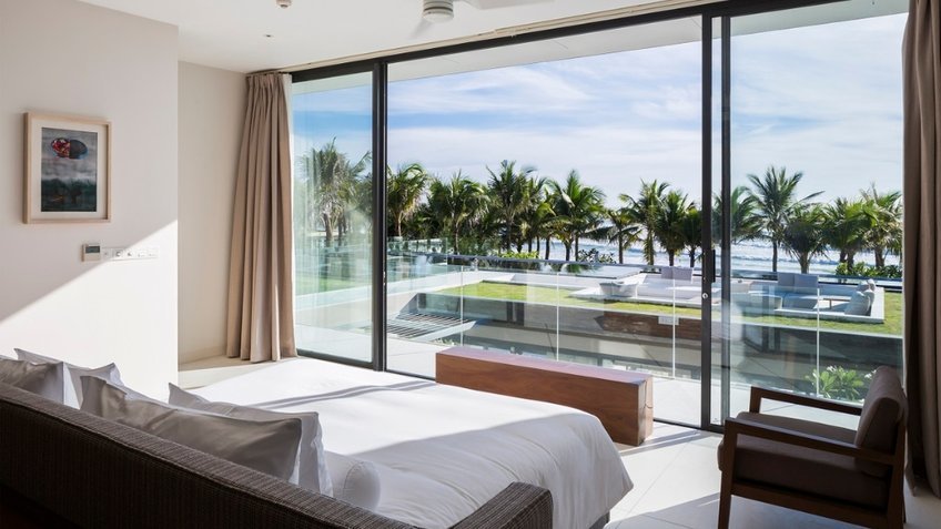 Three - Bedroom Beachfront Wave Villa
