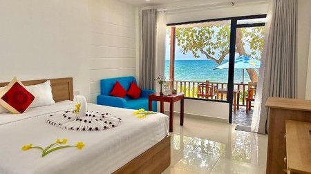 Superior Sea View Bungalow