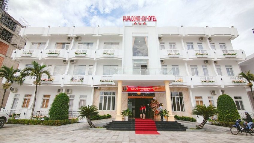Toàn cảnh Papa Đồng Hới Hotel Quảng Bình