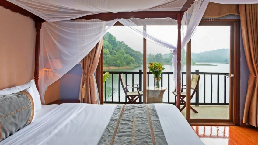Phòng West Lake Villa tại Phong Nha Lake House Resort 3 sao