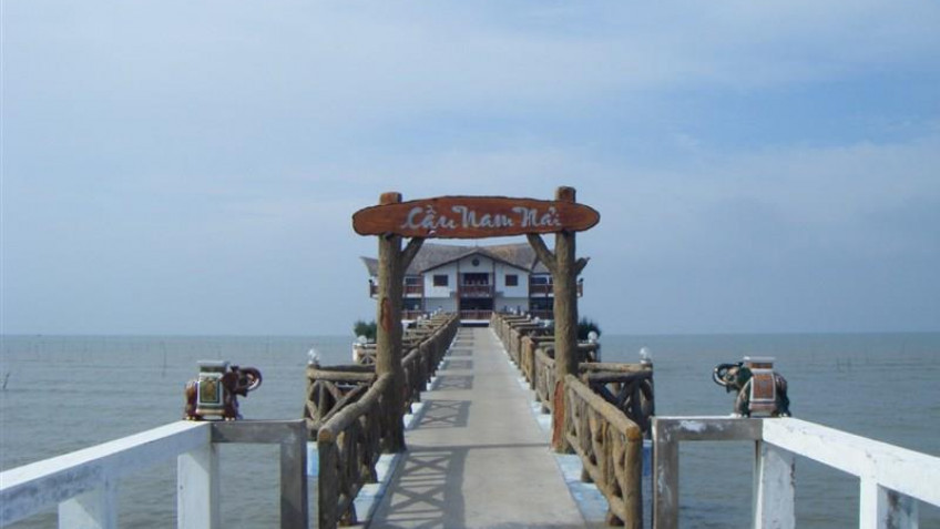 Cầu Nam Hải