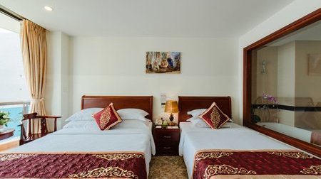 Deluxe Triple ban công