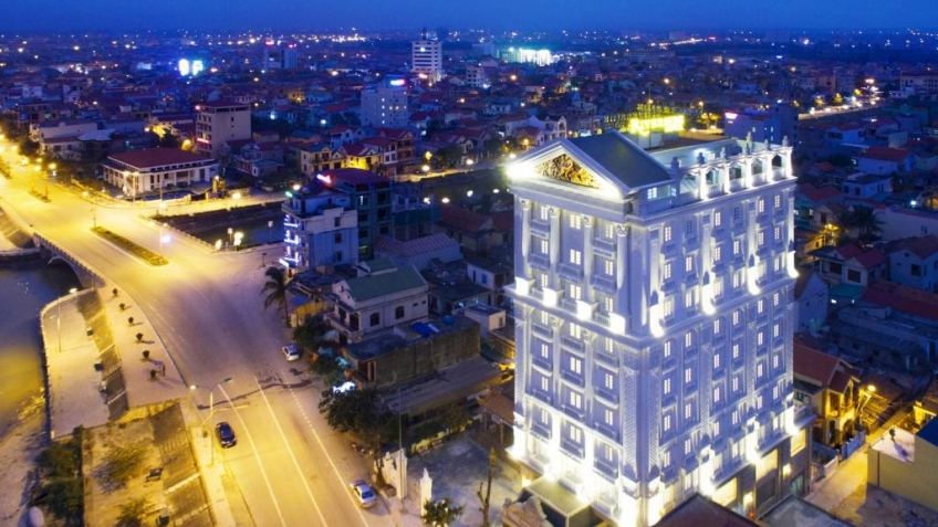 Riverside Hotel Quang Binh