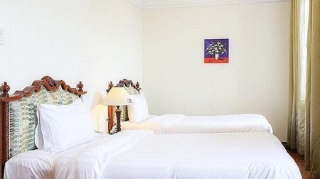 Deluxe Riverview