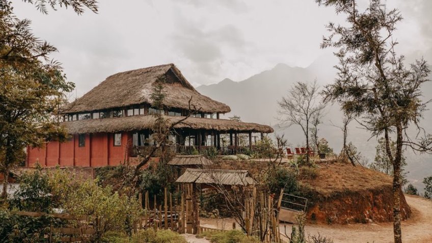 rua-house-mountain-hamlet-sapa-633fd4ff9f93b.jpg